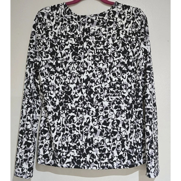 NWT TAHARI Long Sleeve Black & White Abstract Blouse, Comfortable Workwear, M - Picture 4 of 10
